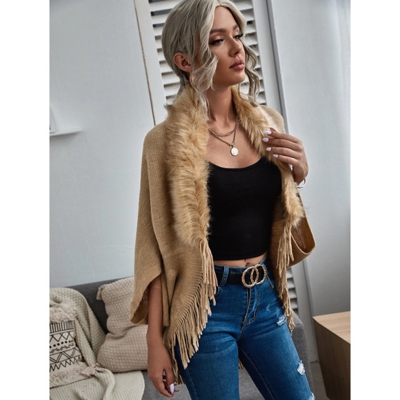 Open Poncho Style Cocoon Cardigan Sweater in Khaki Fringe Detailed - Picture 5 of 6